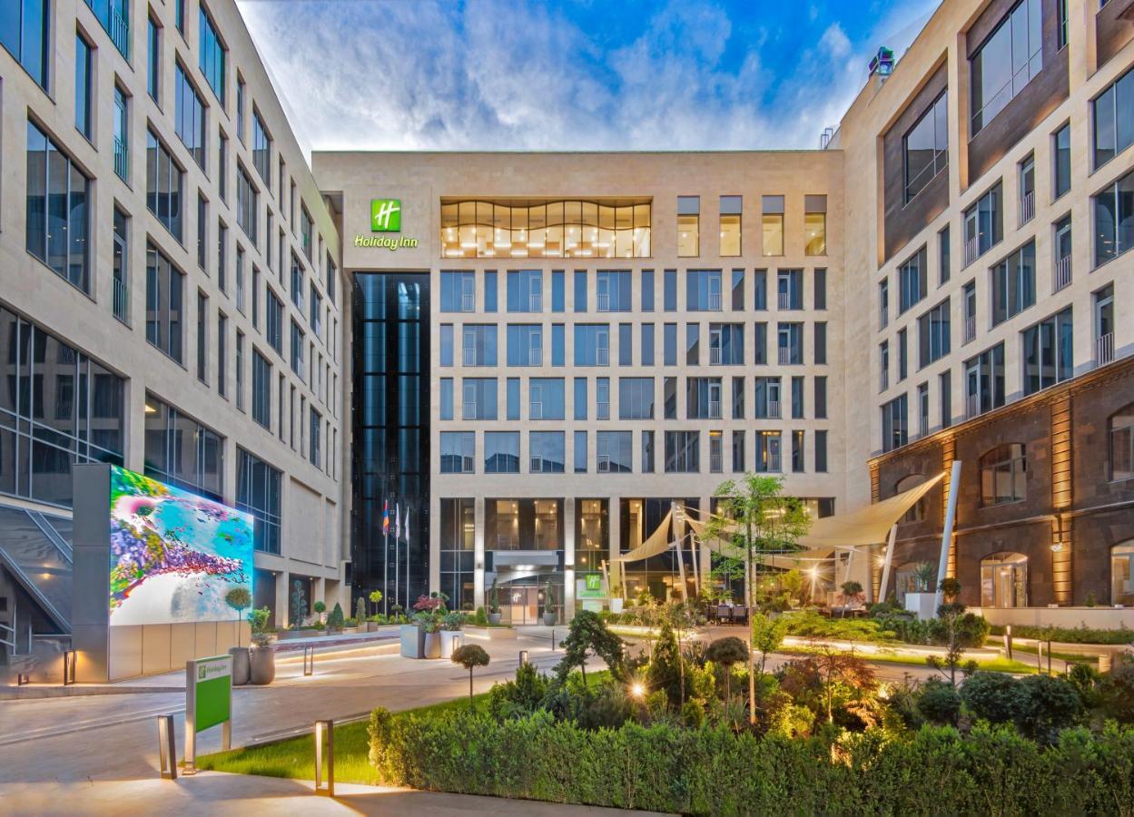 Holiday Inn Yerevan - Republic Square By Ihg Exteriör bild