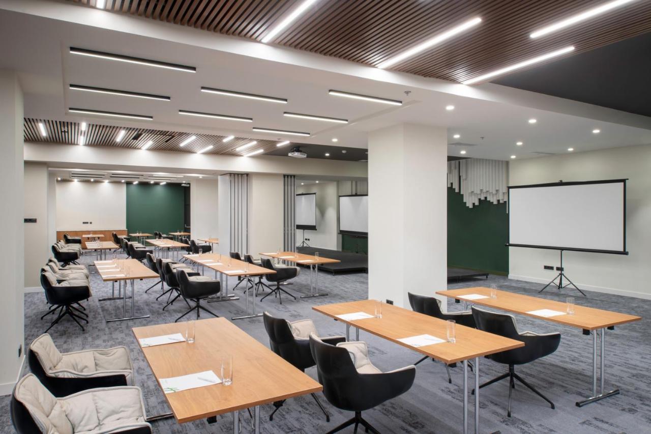 Holiday Inn Yerevan - Republic Square By Ihg Exteriör bild
