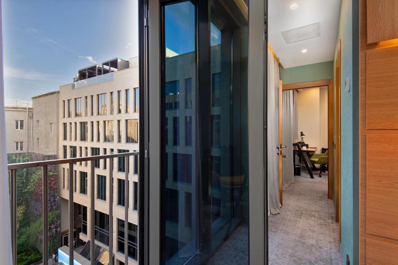 Holiday Inn Yerevan - Republic Square By Ihg Exteriör bild