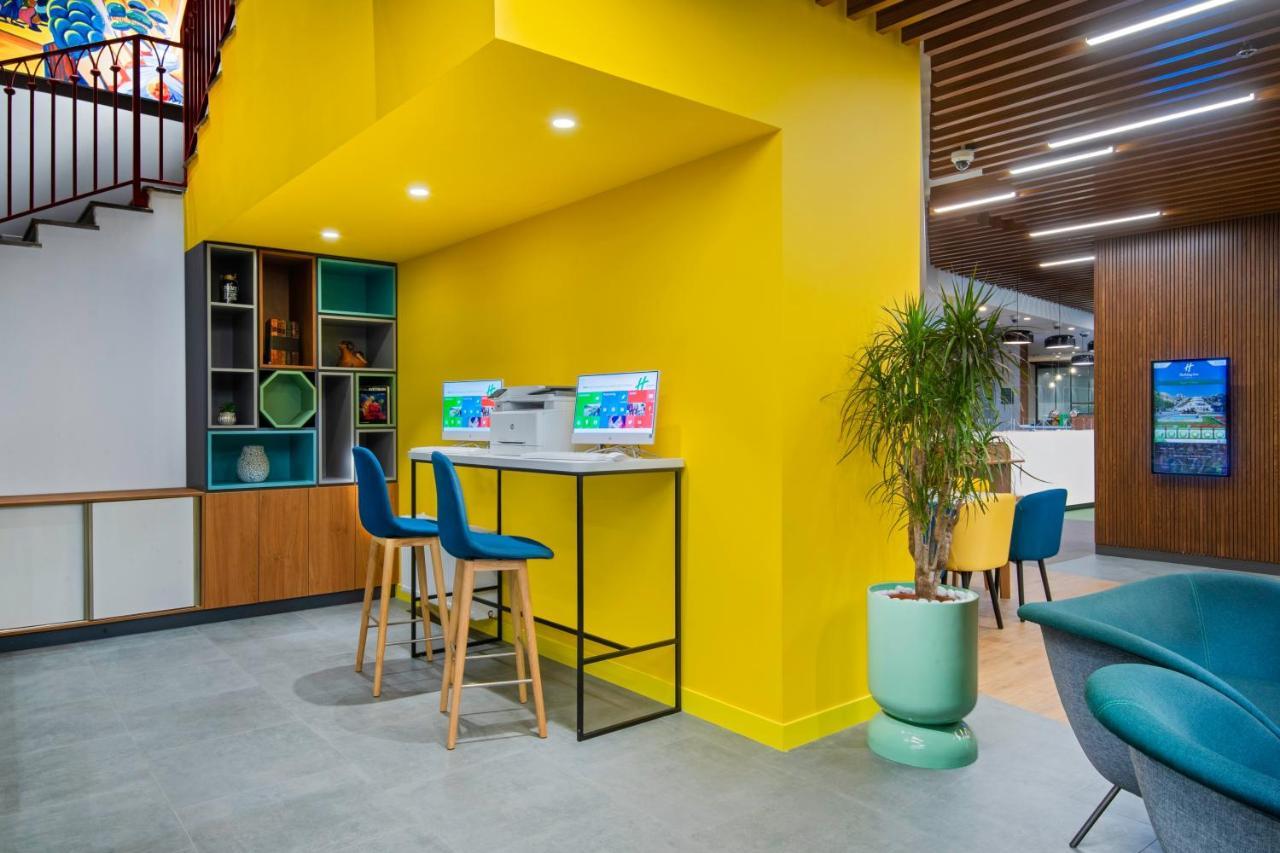 Holiday Inn Yerevan - Republic Square By Ihg Exteriör bild